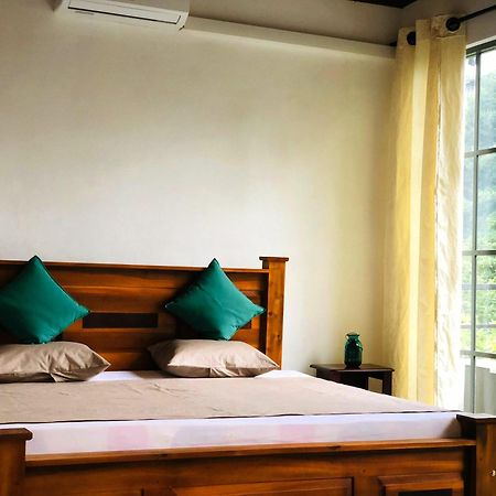 Barefoot Inn Kandy Exterior foto